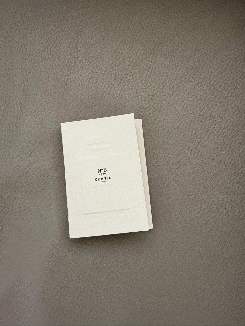 CHANEL White Sample Card with N°5 Vial